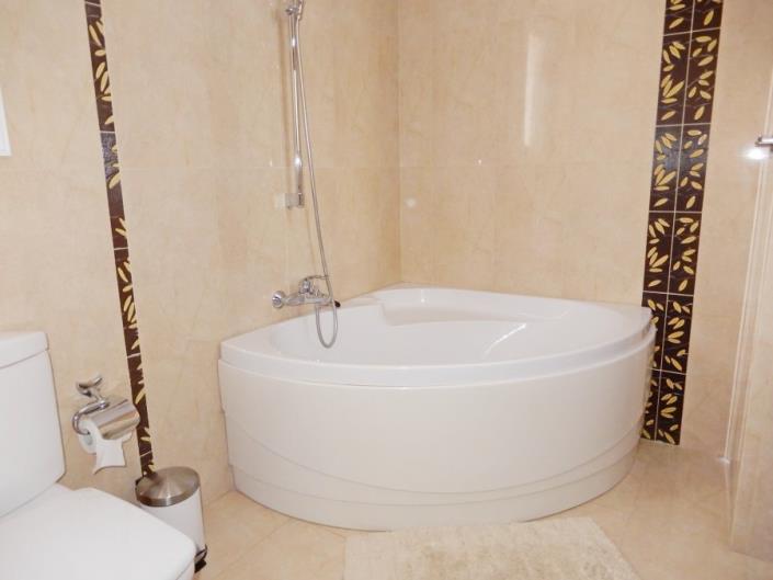 Image No.13-4 Bed Villa for sale