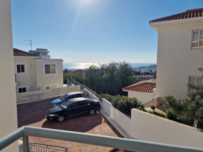 Image No.1-3 Bed Maisonette for sale