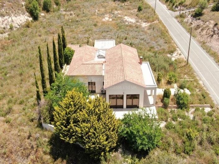 Image No.1-3 Bed Villa for sale