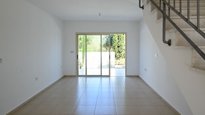 Image No.5-2 Bed Townhouse for sale
