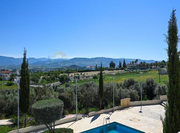 Image No.7-2 Bed Townhouse for sale