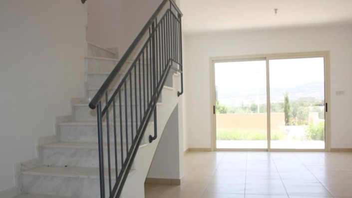 Image No.2-3 Bed Townhouse for sale