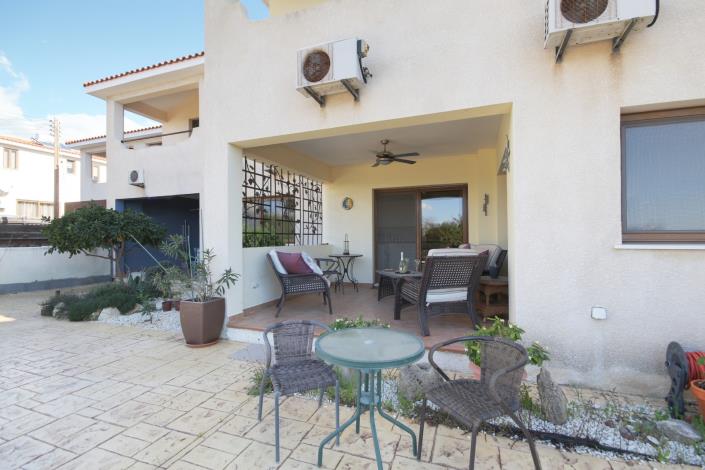Image No.1-3 Bed Townhouse for sale