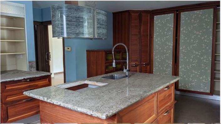 Image No.10-5 Bed House/Villa for sale