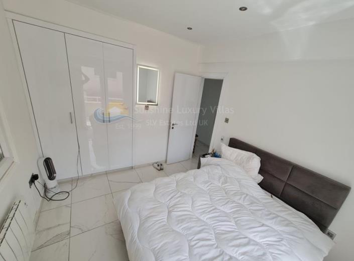 Image No.14-3 Bed Apartment for sale