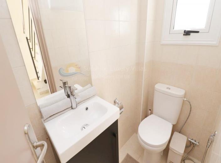 Image No.12-3 Bed Villa for sale