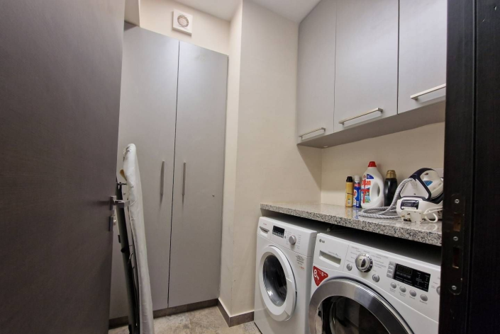 Image No.11-3 Bed Apartment for sale