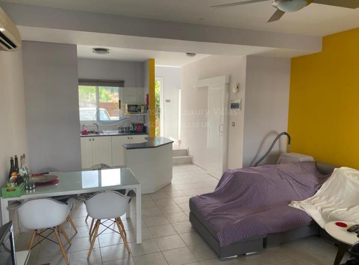 Image No.3-Maison de ville de 2 chambres à vendre à Peyia