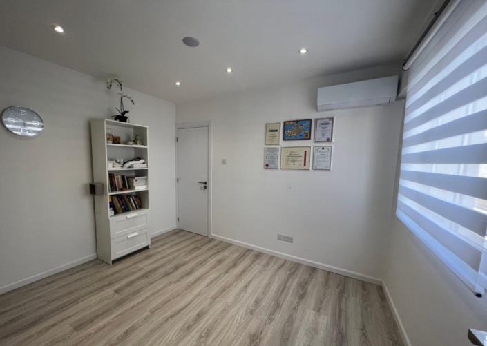 Image No.4-Appartement de 2 chambres à vendre à Neapolis