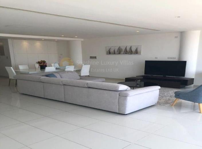 Image No.5-Appartement de 3 chambres à vendre à Larnaca