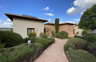 Villa de 3 chambres à vendre à Aphrodite Hills