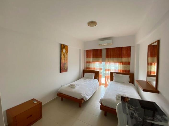 Image No.10-2 Bed Apartment for sale