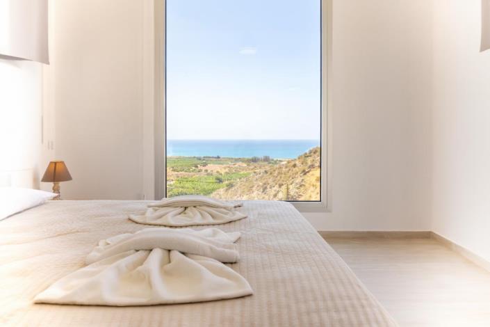 Image No.10-3 Bed Villa for sale