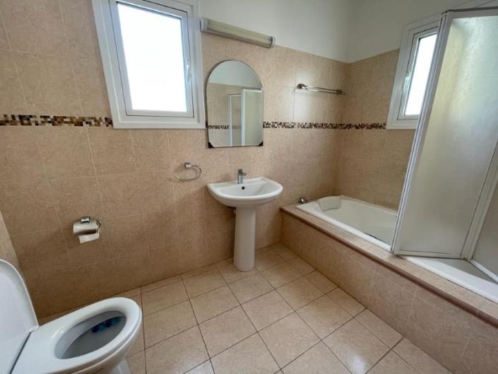 Image No.13-Maison / Villa de 3 chambres à vendre à Agios Tychonas