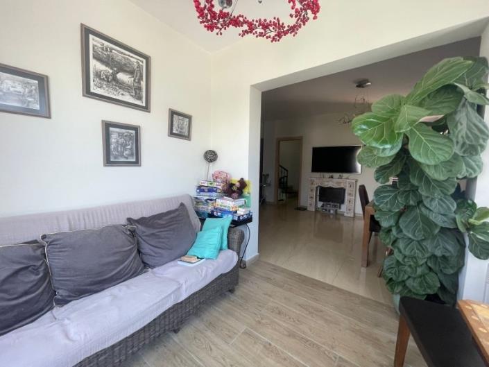 Image No.9-Maison / Villa de 6 chambres à vendre à Mouttagiaka