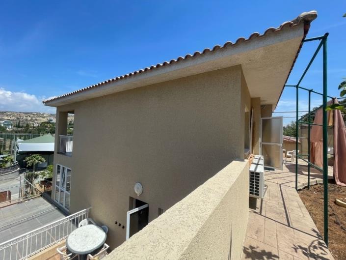 Image No.2-Maison / Villa de 6 chambres à vendre à Mouttagiaka