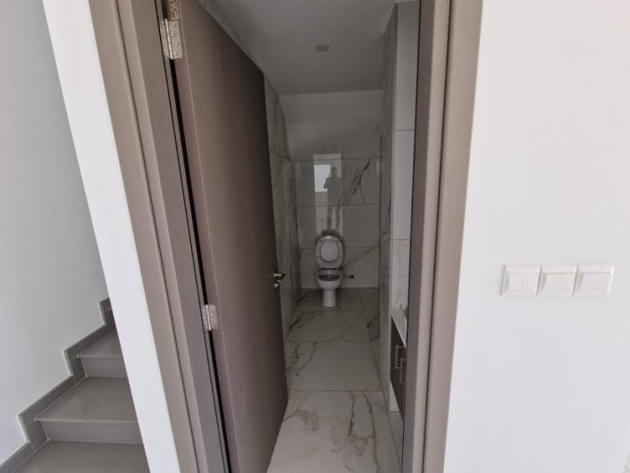 Image No.11-3 Bed House/Villa for sale