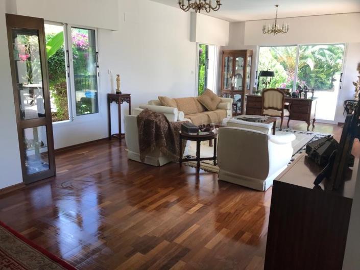 Image No.5-Maison / Villa de 4 chambres à vendre à Agios Tychonas