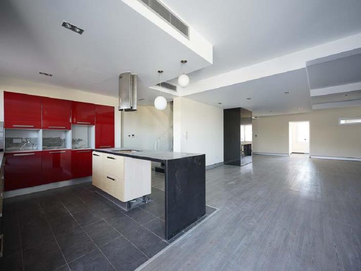 Image No.4-Villa de 8 chambres à vendre à Lefkosia