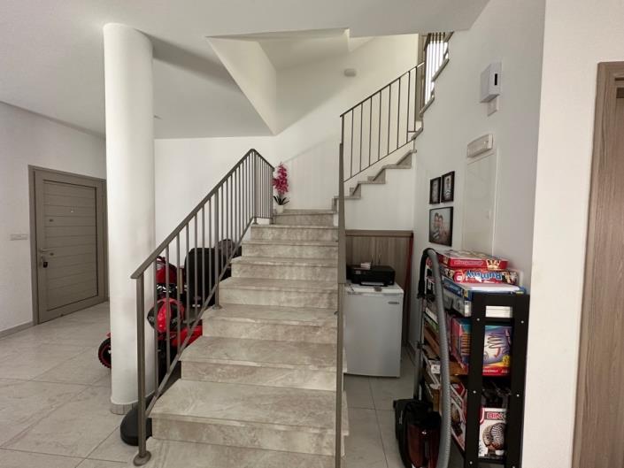 Image No.9-5 Bed House/Villa for sale