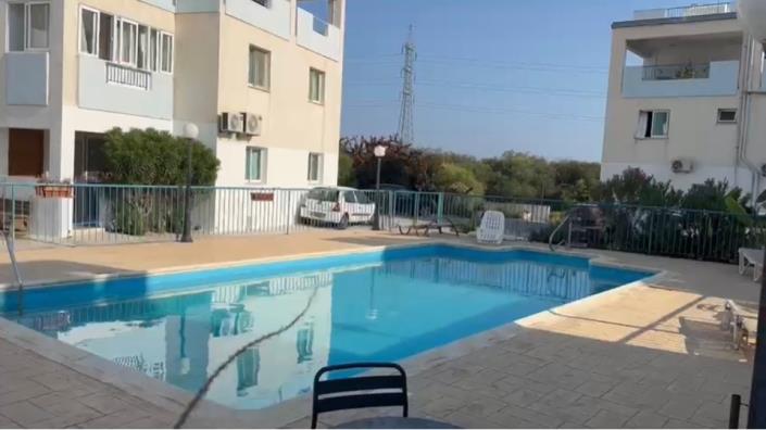Image No.1-Appartement de 1 chambre à vendre à Oroklini