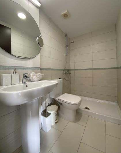 Image No.15-3 Bed Apartment for sale