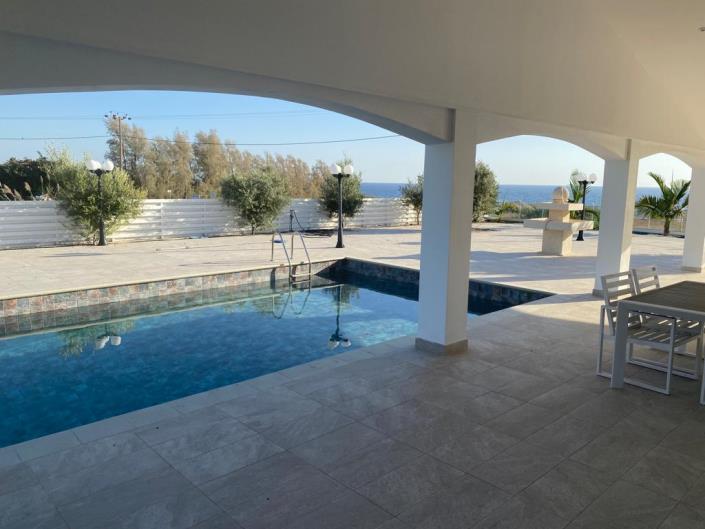 Image No.20-Villa de 4 chambres à vendre à Sea Caves