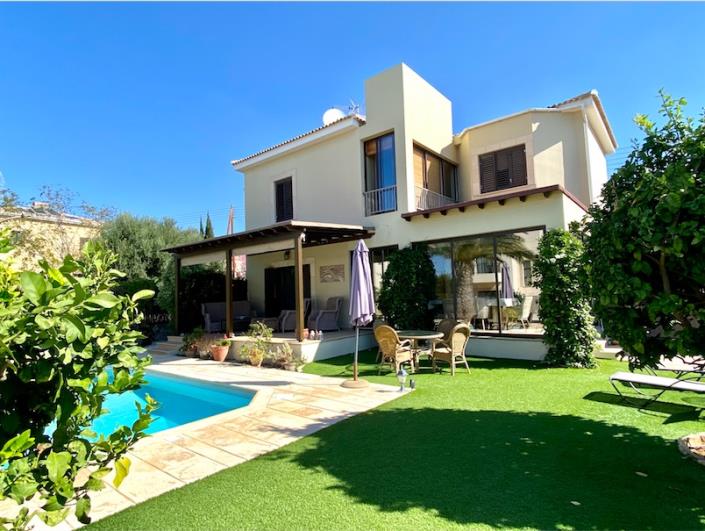 Image No.1-3 Bed Villa for sale