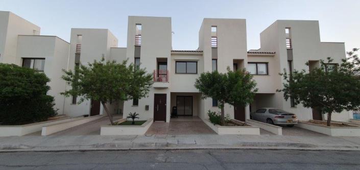 Image No.15-Maison de ville de 3 chambres à vendre à Mouttayiaka