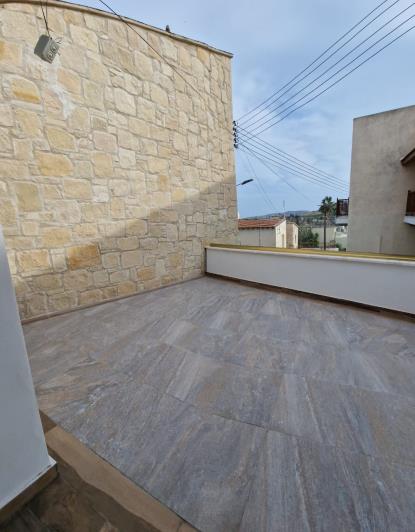 Image No.16-2 Bed House for sale