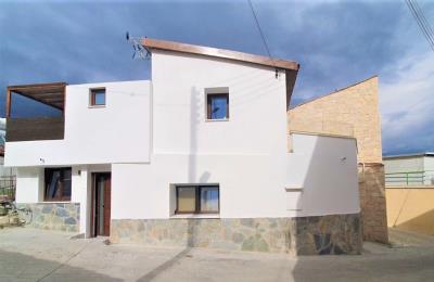 1 - Monagrouli, Maison