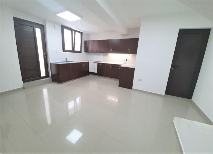 Image No.3-2 Bed House for sale