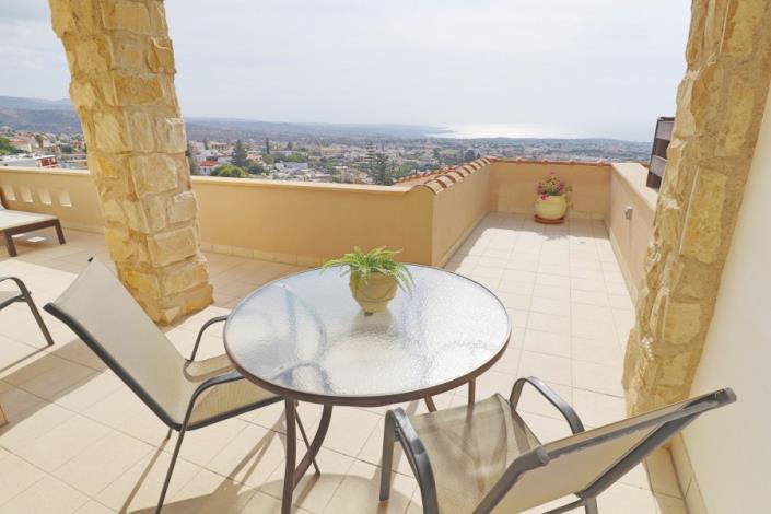 Image No.2-Appartement de 2 chambres à vendre à Peyia