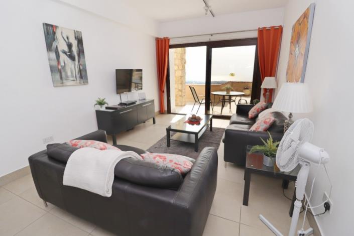 Image No.4-Appartement de 2 chambres à vendre à Peyia