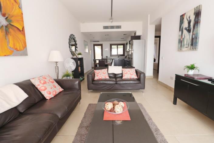 Image No.7-Appartement de 2 chambres à vendre à Peyia