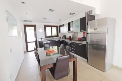 54580-apartment-for-sale-in-peyia_full