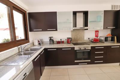 54583-apartment-for-sale-in-peyia_full