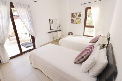 54584-apartment-for-sale-in-peyia_full