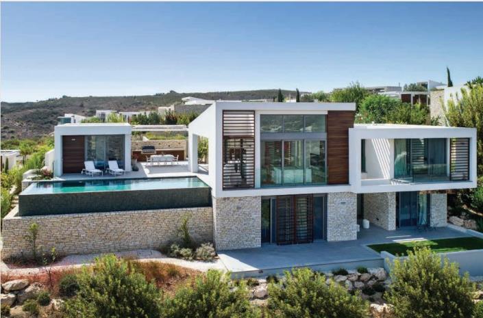 Image No.3-Villa de 4 chambres à vendre à Tsada