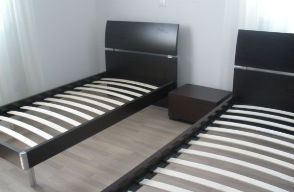 Image No.11-18 Bed Commercial for sale