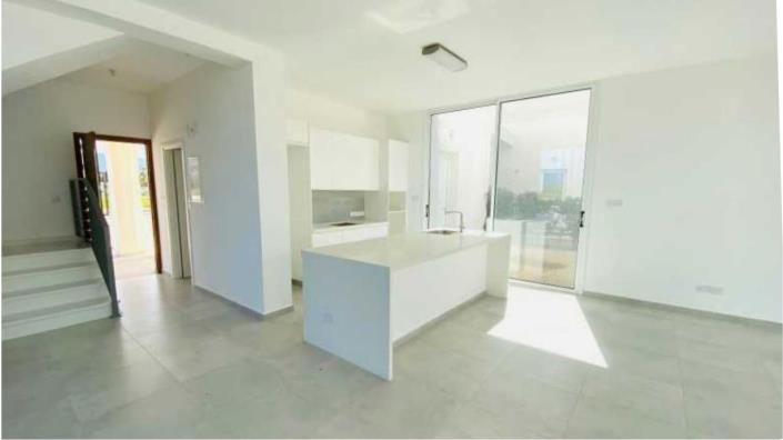 Image No.3-3 Bed Villa for sale