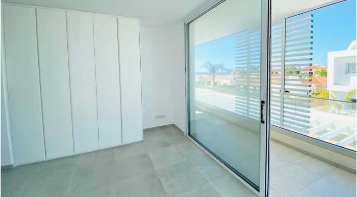 Image No.4-3 Bed Villa for sale