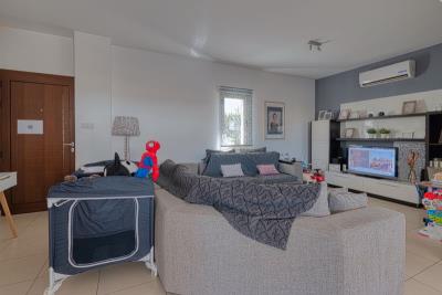 Lounge-Dinning-Area--1-