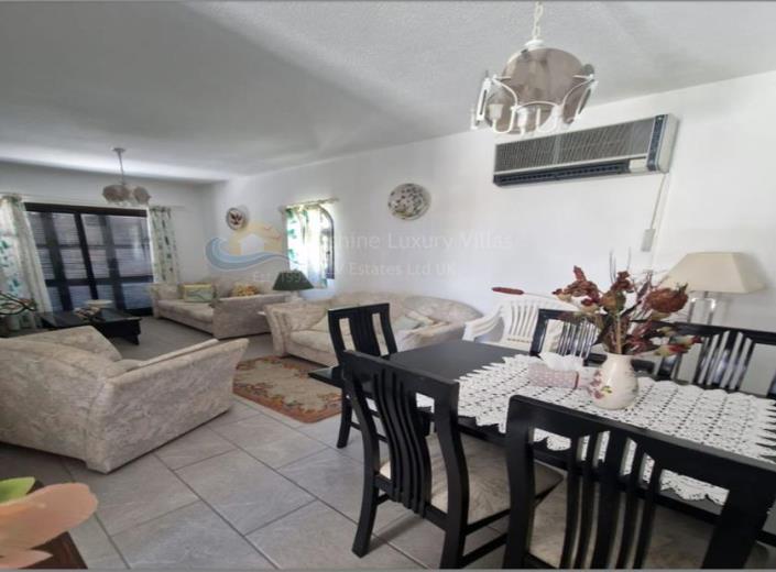 Image No.3-2 Bed House for sale