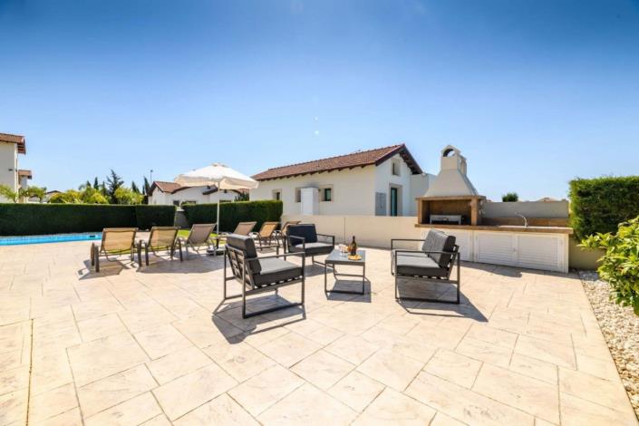 Image No.2-3 Bed Villa for sale