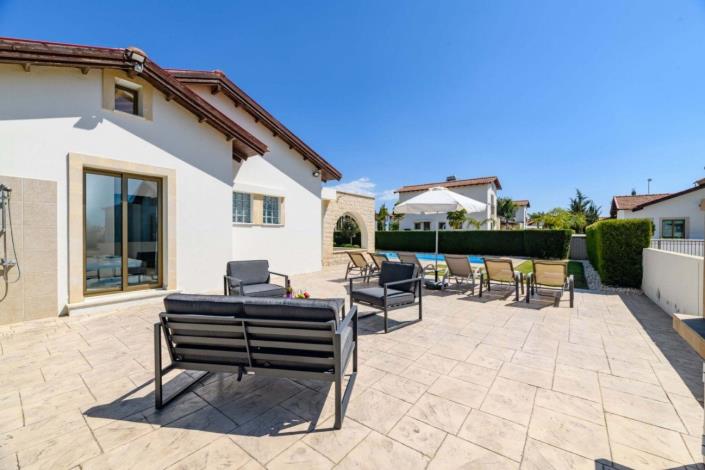 Image No.11-3 Bed Villa for sale