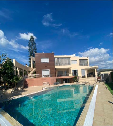 Image No.2-6 Bed Villa / Detached for sale