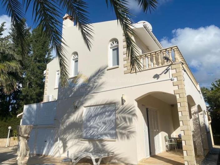 Image No.1-Maison / Villa de 3 chambres à vendre à Sea Caves