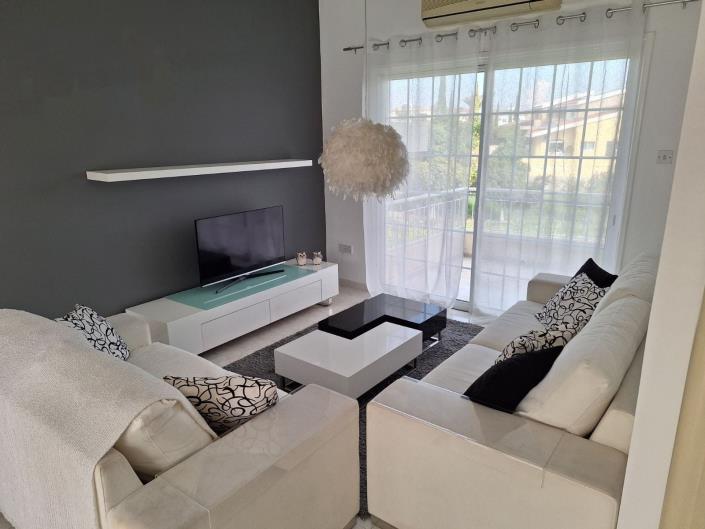 Image No.2-Appartement de 2 chambres à vendre à Oroklini