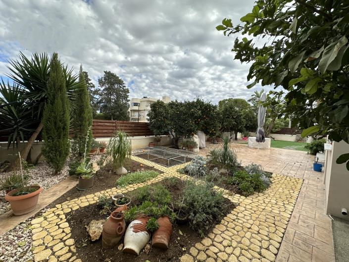 Image No.19-4 Bed House/Villa for sale